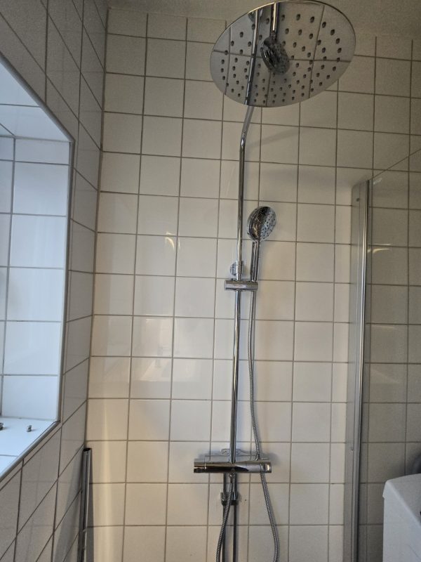 Montering takdusch 1 Takdusch 1